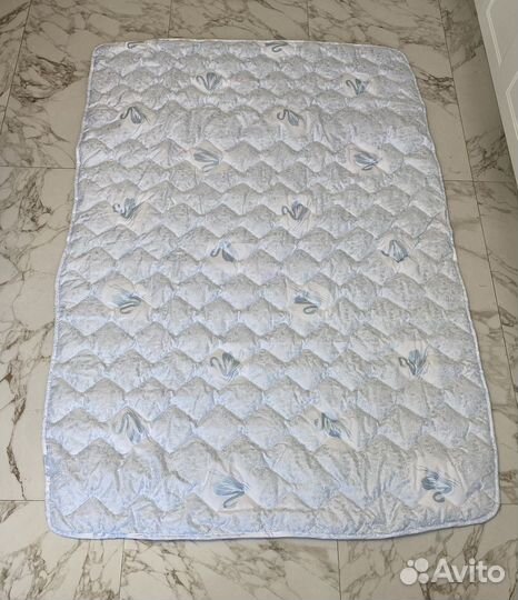 Одеяло 140*205