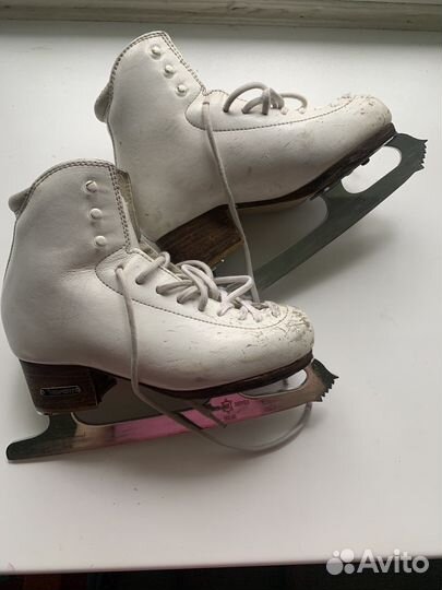 Фигурные коньки risport 225
