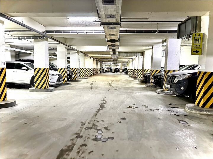 Машиноместо, 19 м²