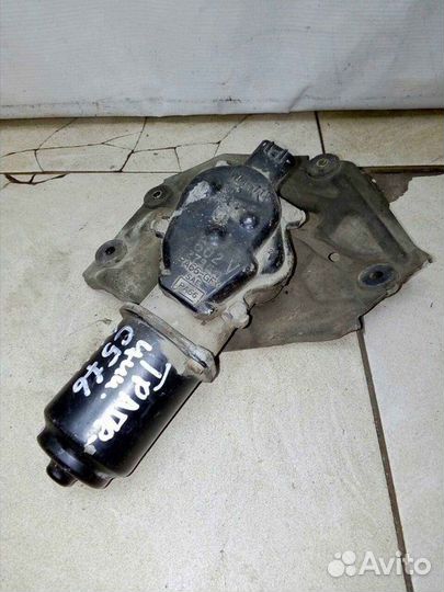 Моторчик стеклоочистителя передний Mitsubishi