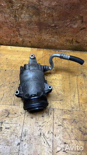 Компрессор кондиционера Opel Astra H