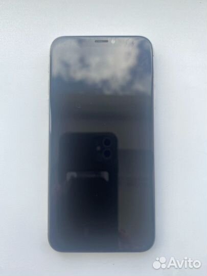 iPhone X, 64 ГБ