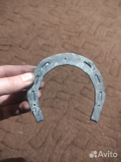 Подкова декоративная на дверь