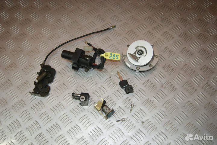 Замок зажигания (комплект) Honda CB400SF