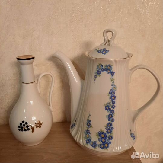 Кофейник,молочник,чашки