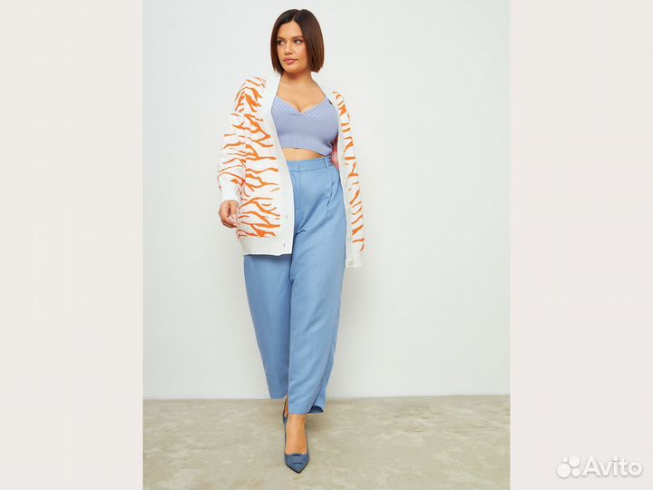 Вязаный кардиган на пуговицах тигровый 52-62