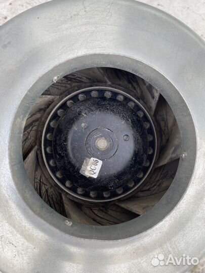 Вентилятор канальный 100 б/у