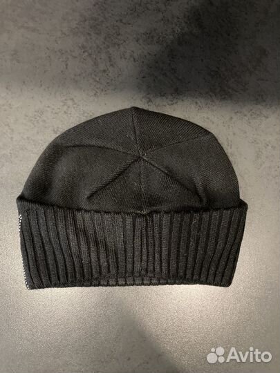 Шапка новая