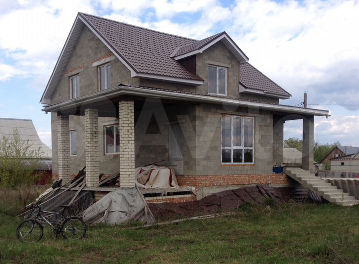 Коттедж 300 м² на участке 15 сот.