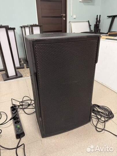 Активные колонки MCF N1501 в дереве