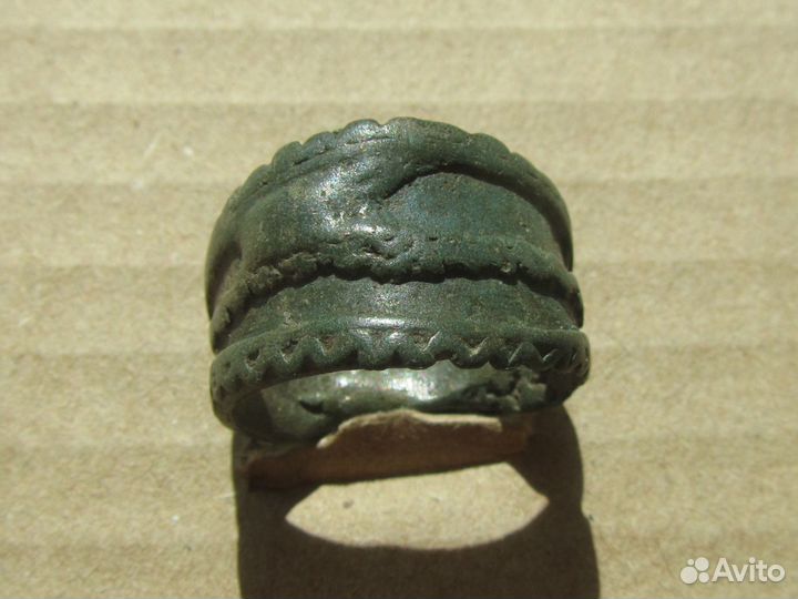 Подвески, кресты, перстни (вятичи ) 11-13 вв