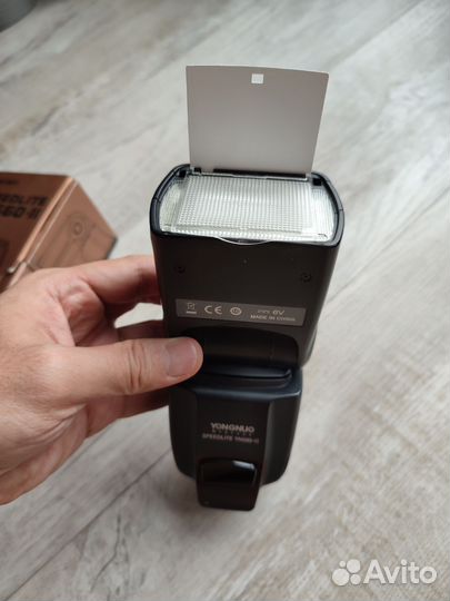 Вспышка камеры Yongnuo YN560-II