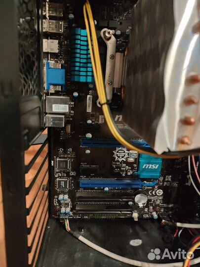 Материнская плата