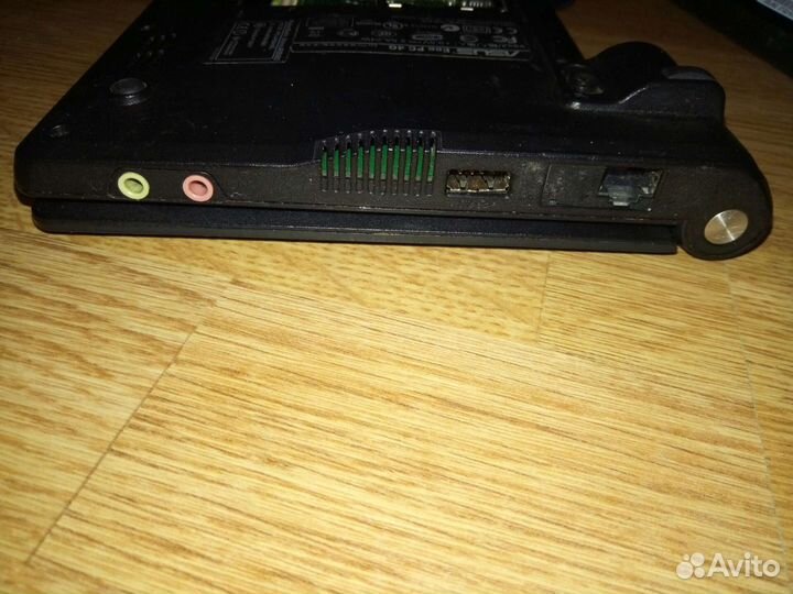 Нетбук строго на запчасти