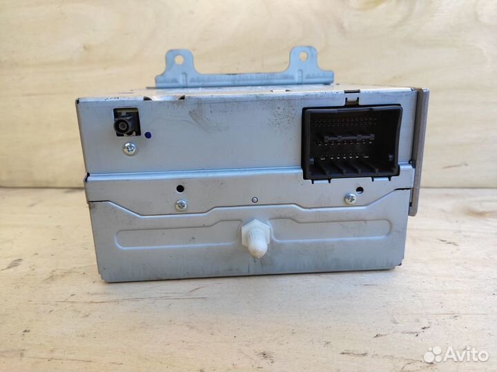 Магнитола CD400 на Opel Astra J Zafira C