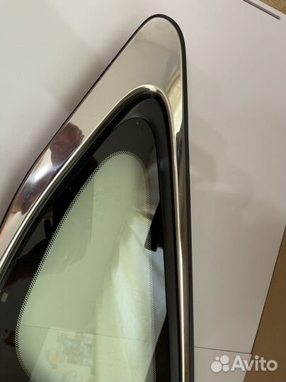 New задняя правая форточка Lexus RX 3 оригинал