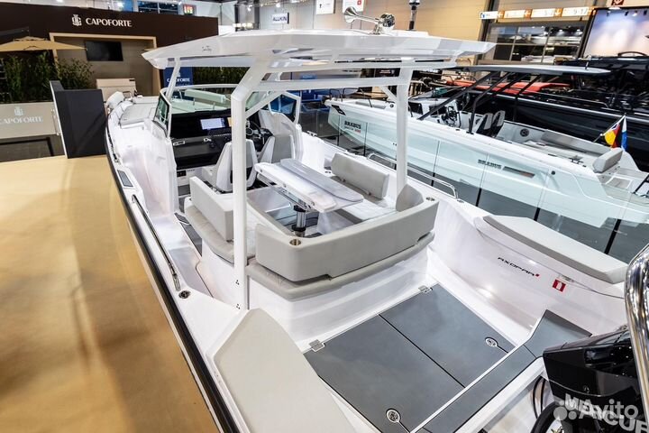 Каютный катер Axopar 29 Sun Top, 2024 года