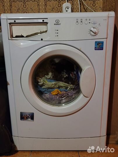 Стиральная машина Indesit б/у самовывоз