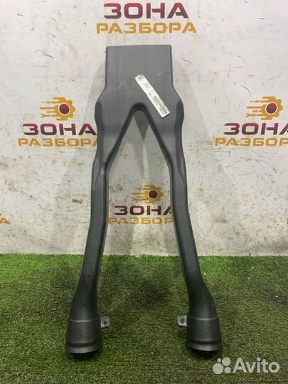 Воздуховод центральный задний Volkswagen Passat B7