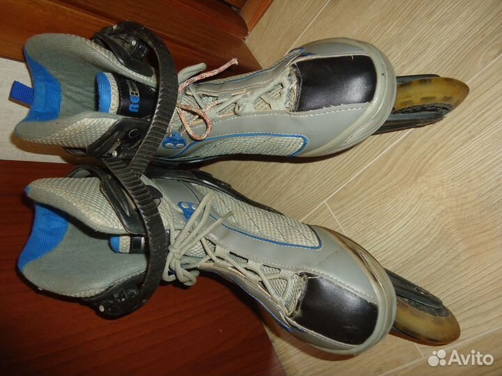 Роликовые коньки