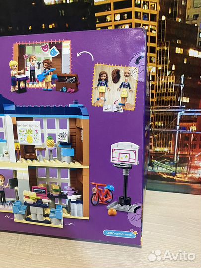 Lego friends 41682 Школа Хартлейк Сити