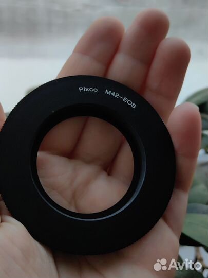 Фото переходник M42-EOS для Canon с чипом
