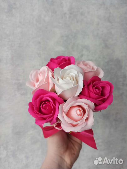 Букет-комплимент из мыльных роз