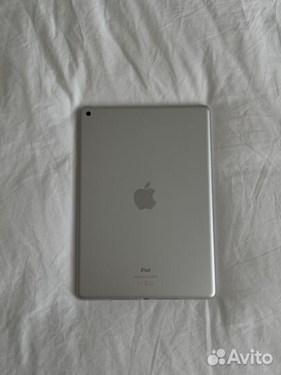 Apple iPad 8 поколения 2021 года 128gb