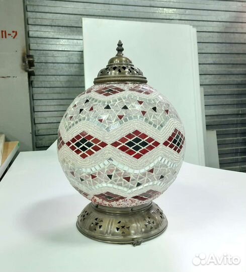 Люстра круглая в восточном стиле