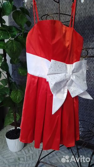 Платье на девочку