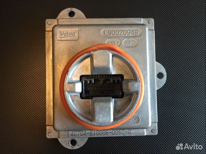 Блок светодиодной фары valeo L90020948