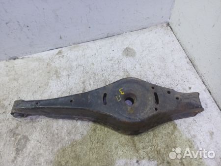Рычаг задний нижний Шкода