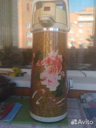 Термос 3 л китайский с помпой