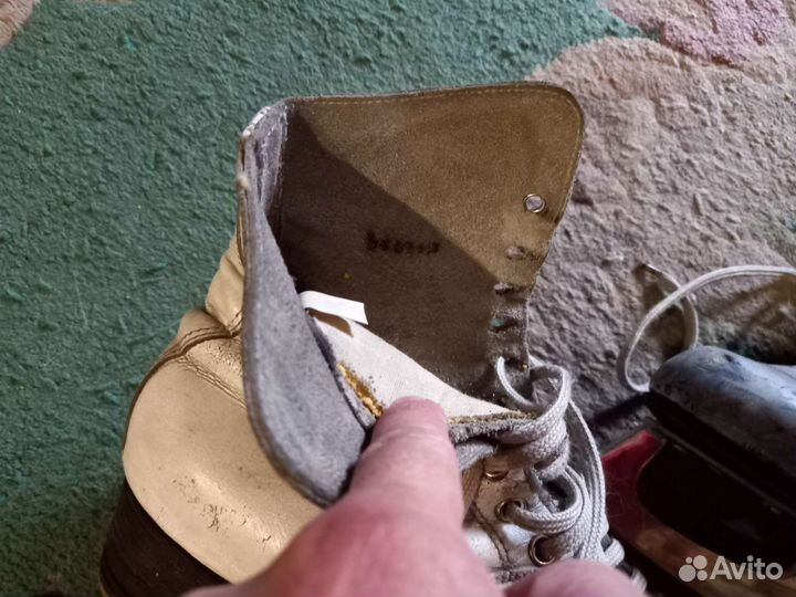 Коньки фигурные ботинки лыжи