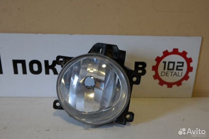 Фара противотуманная левая Toyota Land Cruiser 200