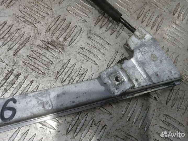 Стеклоподъемник передний правый Renault Megane 1