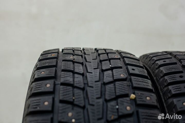 Dunlop SP Winter Ice 01 225/65 R17 102T