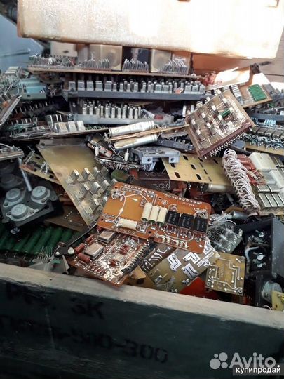 Скупка плат,радиолома,нелеквида