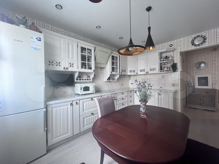 3-к. квартира, 73 м², 16/19 эт.
