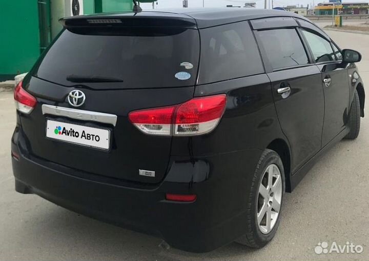 Toyota Wish 1.8 CVT, 2011, 98 600 км