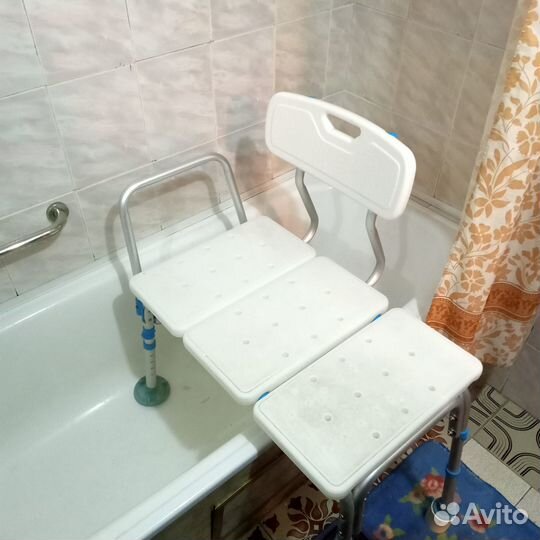 Стулья в ванную для инвалидов и пожилых людей