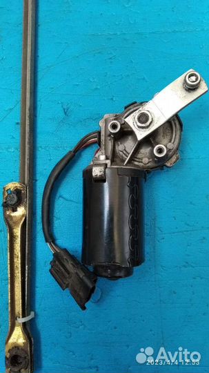 Мотор дворников Renault Logan