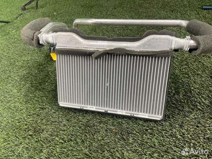 Радиатор печки Bmw 5 F11 N52B25 2011