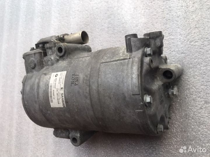 Электрический компрессор кондиционера BMW F