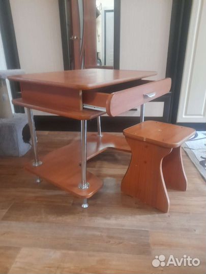 Детский стол и стул