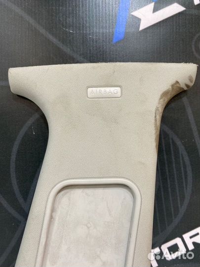 Обшивка салона правая Volkswagen Passat B5 AMX