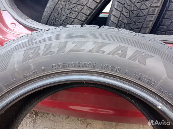 Bridgestone Blizzak DM-V2 225/60 R18 100S