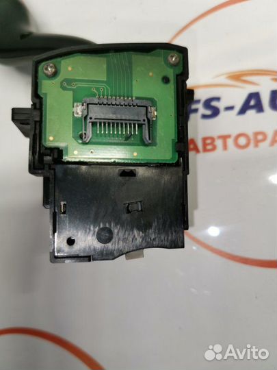 Подрулевой переключатель поворотников Ford Focus 3