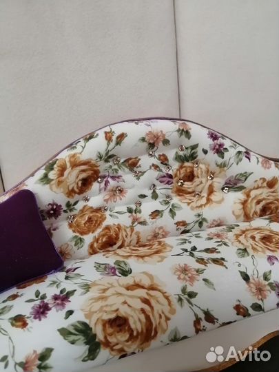 Диван для куклы барби