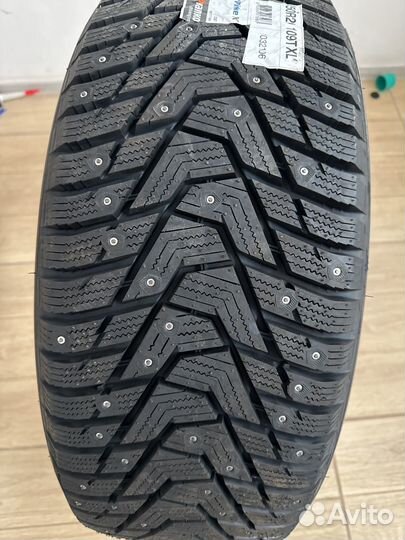 Hankook Winter i'Pike X W429A 255/50 R20 109T